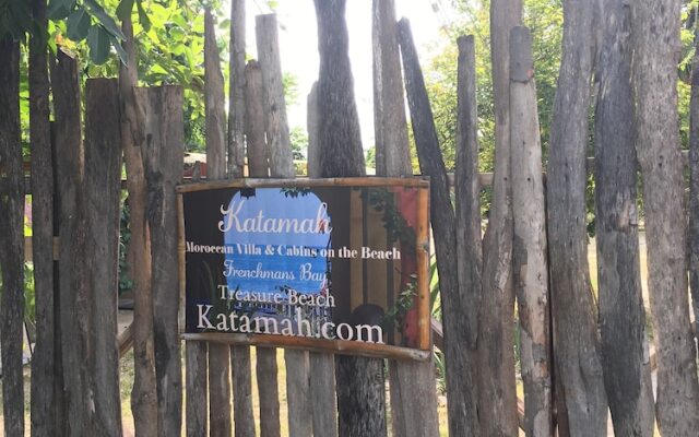 Katamah Beachfront Guesthouse