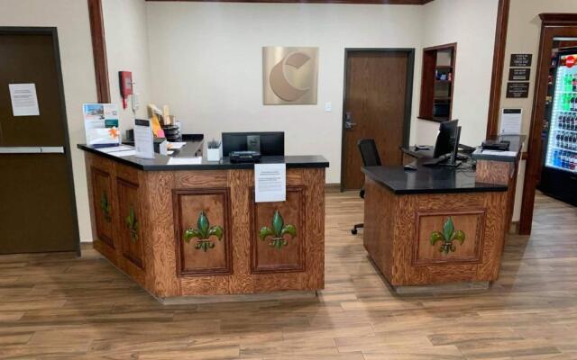 Comfort Suites West Monroe near Ike Hamilton Expo Center