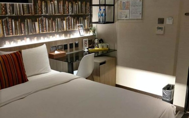 Via Hotel Zhongxiao