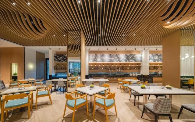 Holiday Inn Hotel and Suites Suzhou Yangcheng Lake by IHG