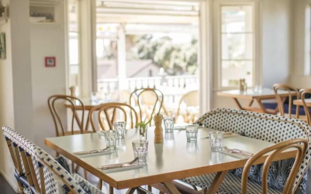 The Oyster Inn