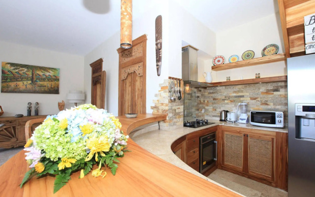 Breezy Point Villas
