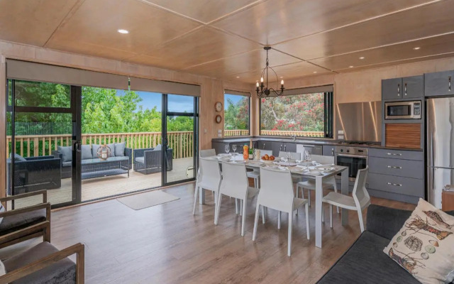 All Decked Out - Matarangi Holiday Home