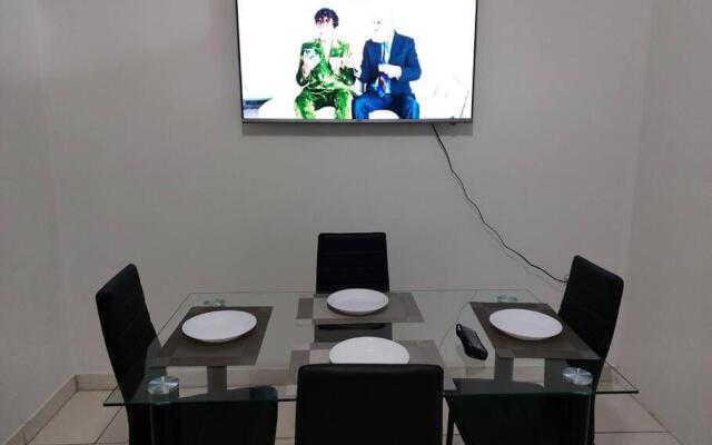 Bonito, centrico y fresco mini apartamento