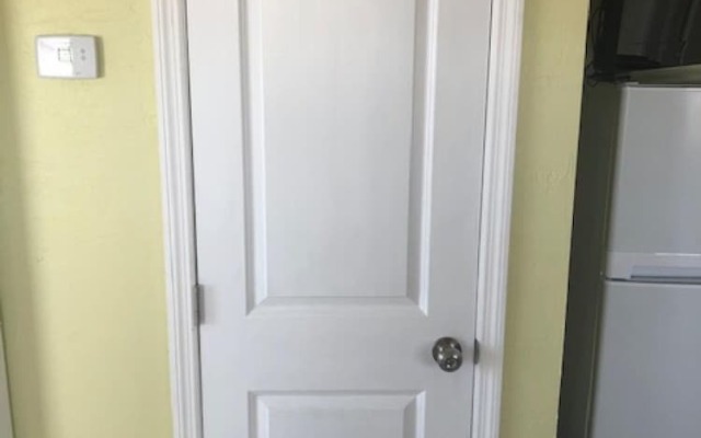 Misty Isles Redington Beachfront Suite 4