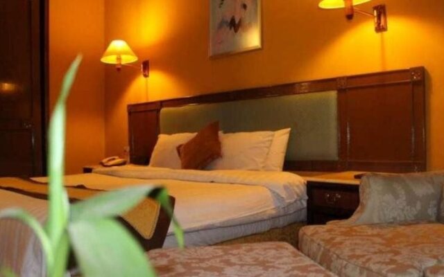 Hotel Ratu Mayang Garden
