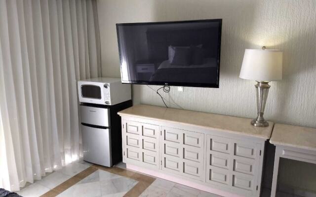 State of the Art beach front Condo