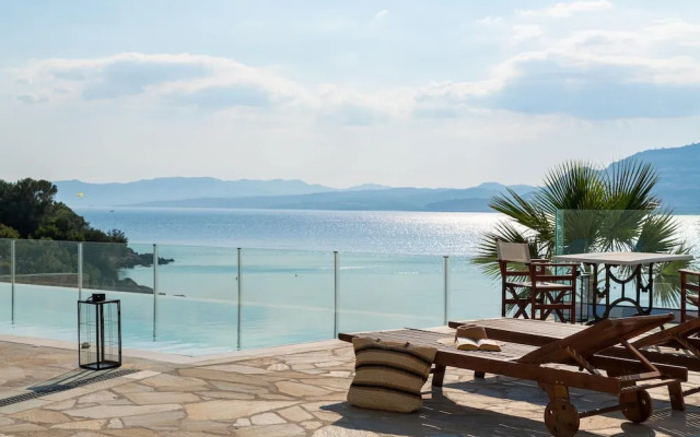 Arte Suites Pefki