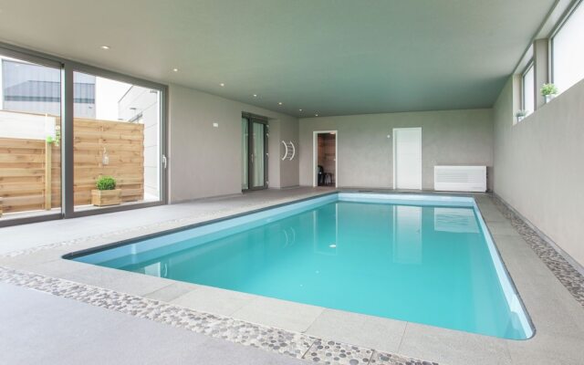Lush Holiday Home with Private Swimming Pool in Tenneville