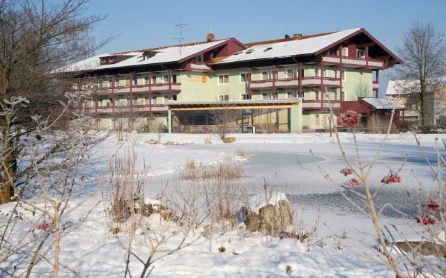 Ströbinger Hof - Therme Wellness Resort