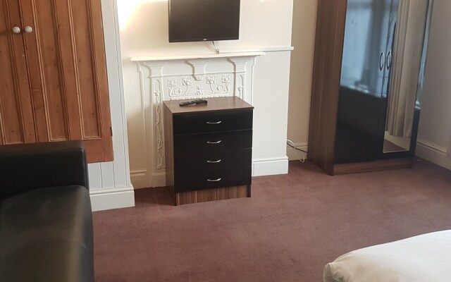 Bramshott Budget Rooms