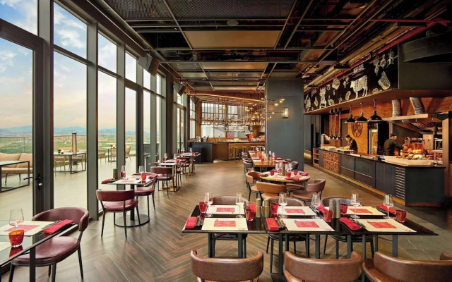 Pullman Hai Phong Grand Hotel