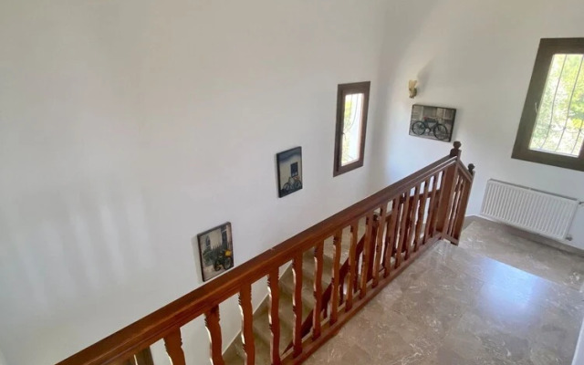 "villa She Ruz "