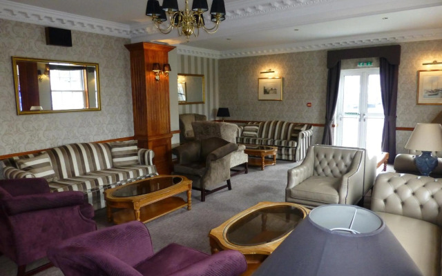The Cliff Hotel