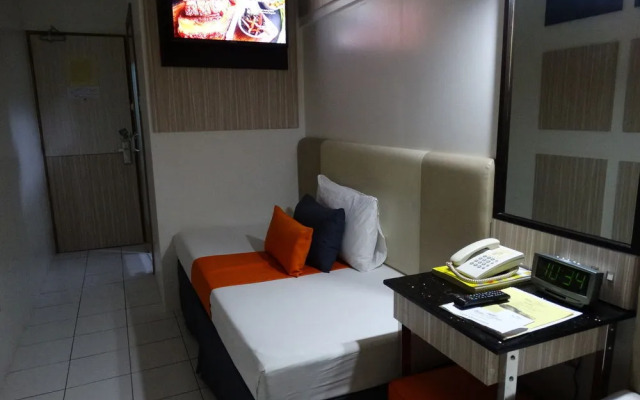 Hostel 1632