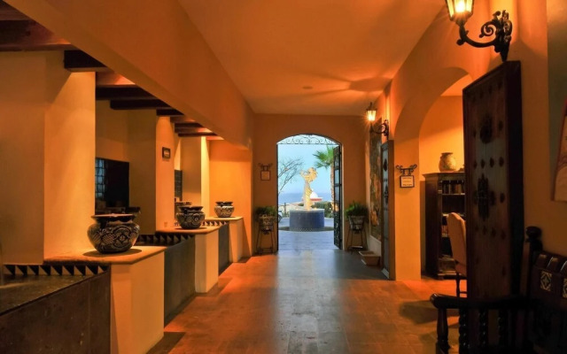 Super Ocean View Studio