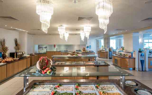 Annabelle Beach Resort - All Inclusive