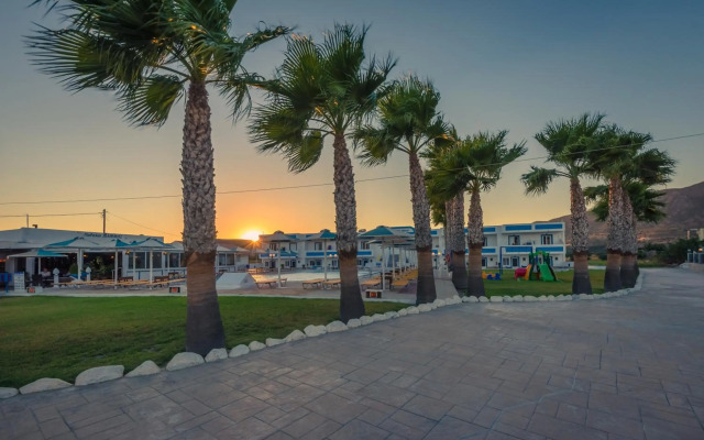 Mammis Beach Hotel