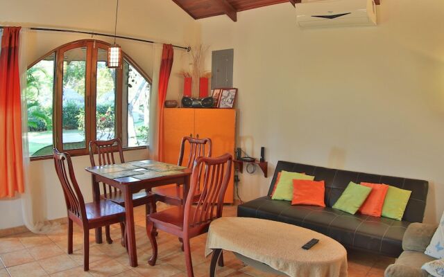 Charming 2 Bdrm Tuscany-style Villa