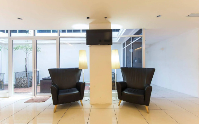 ZEN Rooms Macallum
