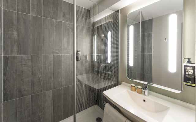 ibis Paris 17 Clichy-Batignolles
