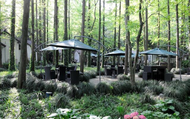 Lotus Glade Hotel