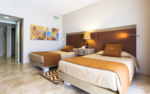 The Royal Sands Resort & Spa All Inclusive