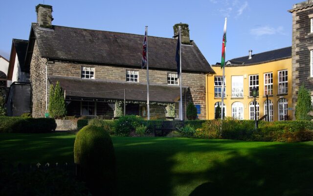 Macdonald Plas Talgarth Resort