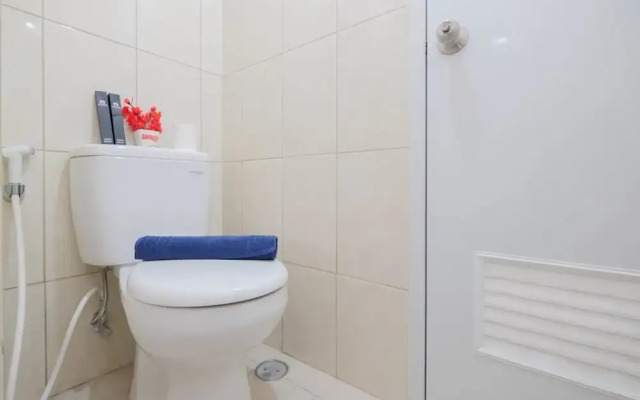 Stylish and Posh Studio Springlake Summarecon Bekasi Apartment
