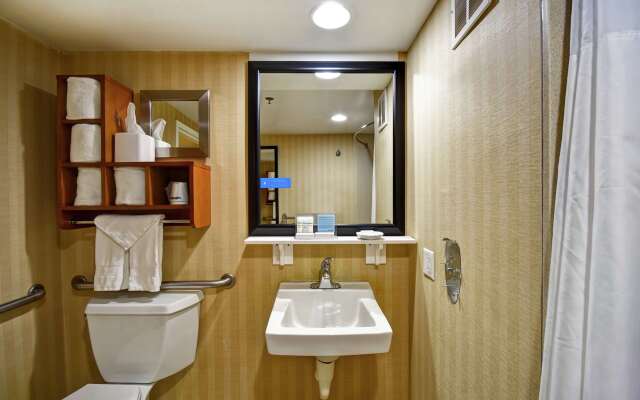 Hampton Inn Louisville-Airport