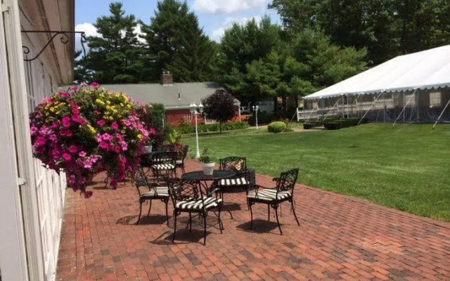 Wachusett Village Inn