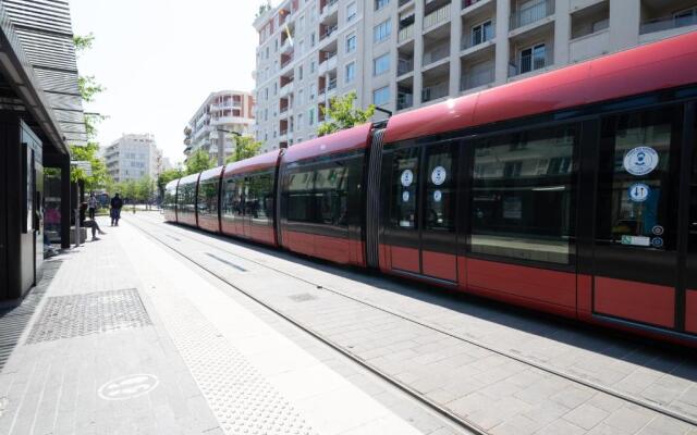 La Prom - a two bedroom apartment with a sea view