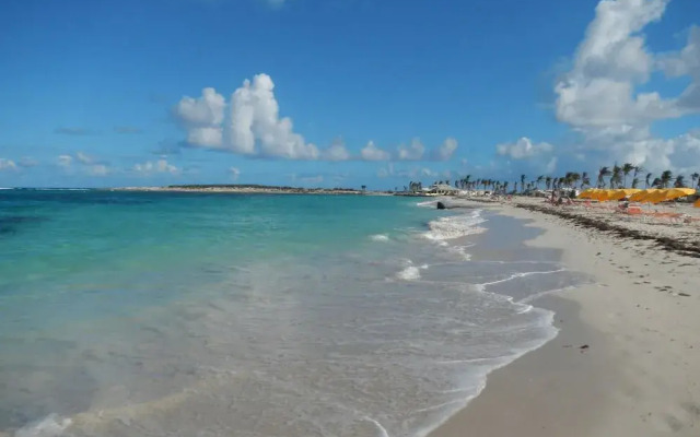 Studio 03 vue mer Orient Bay