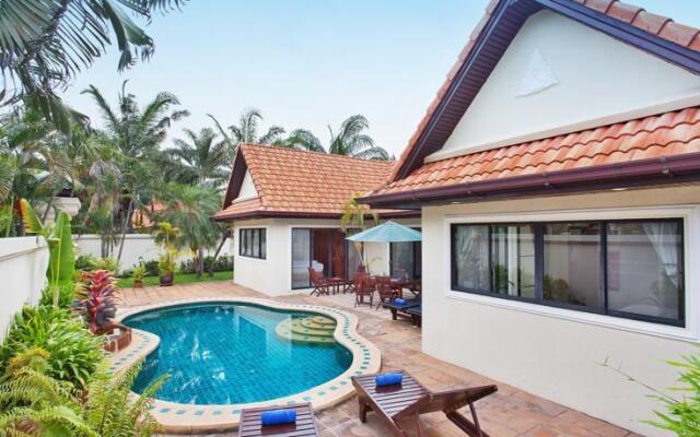 Jomtien Pool Villa Crystal