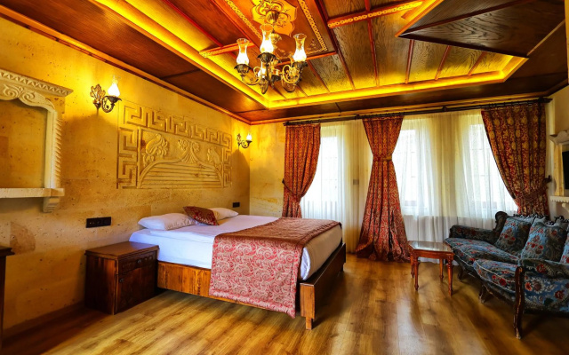 Empire Cave Hotel