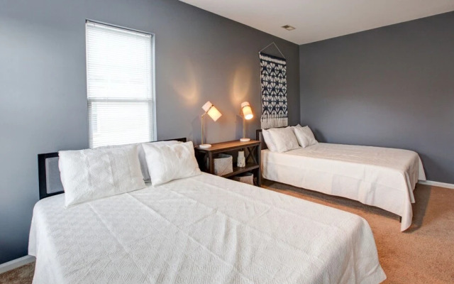 4 Bedroom, Parkside Terrace Lane