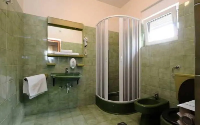Rooms & Restaurant Matanovi Dvori
