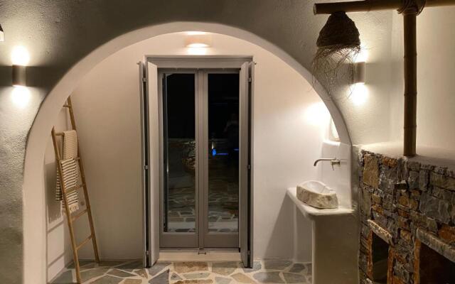 Beachhouse Omega Naxos