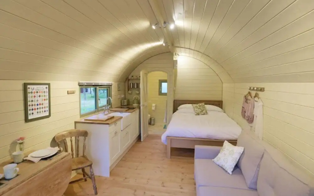Orchard Farm Luxury Glamping
