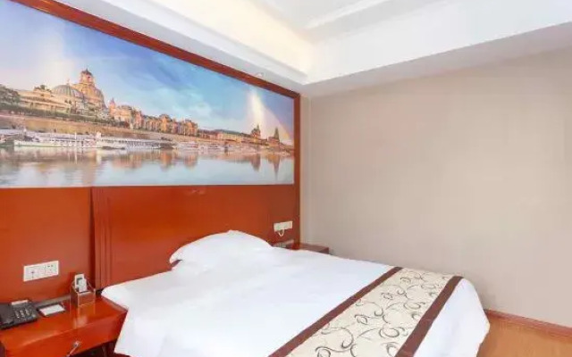 fenglin Hotel