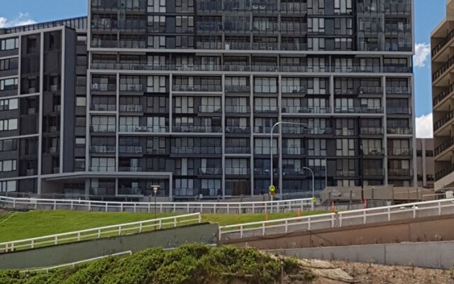 5 Star Luxury Beachfront Apartment