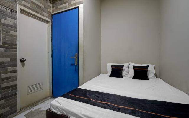 Hotel O near RS Husada formerly Pondokan Kota 2 – Guest Rooms – Jakarta