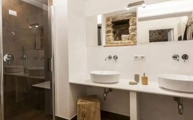 Villa Minotti Comfortable Holiday Residence