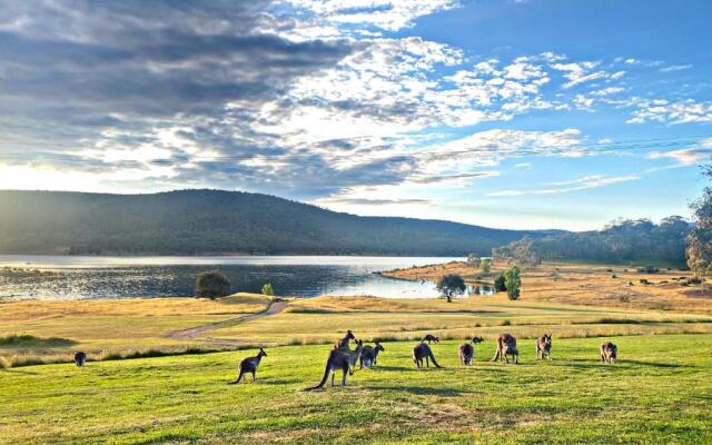 Anglers Reach Lakeside Village