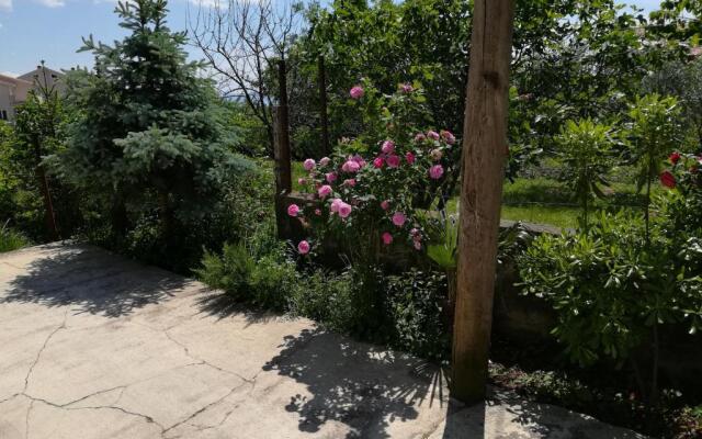 Apartment MIS Floura