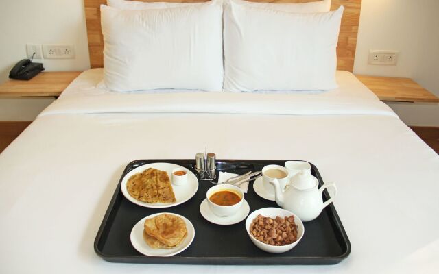 Hotel Rajlaxmi Palace by OYO Rooms