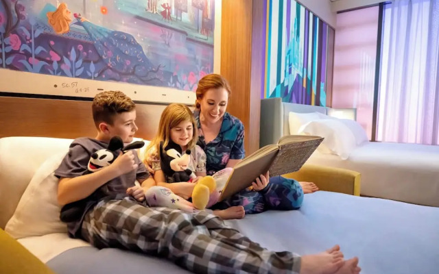 The Villas At The Disneyland Hotel