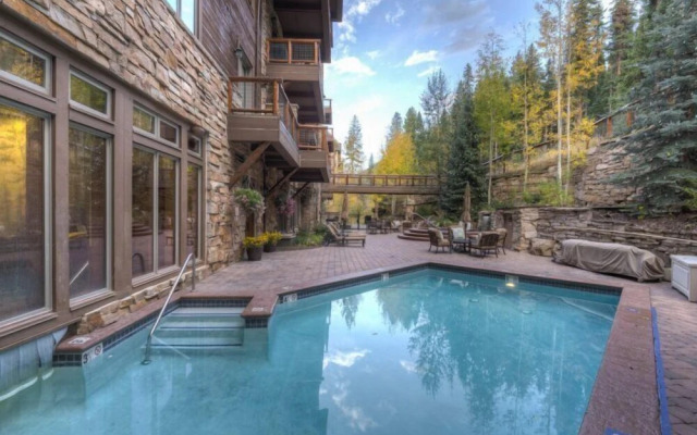 4 Bedroom Condo