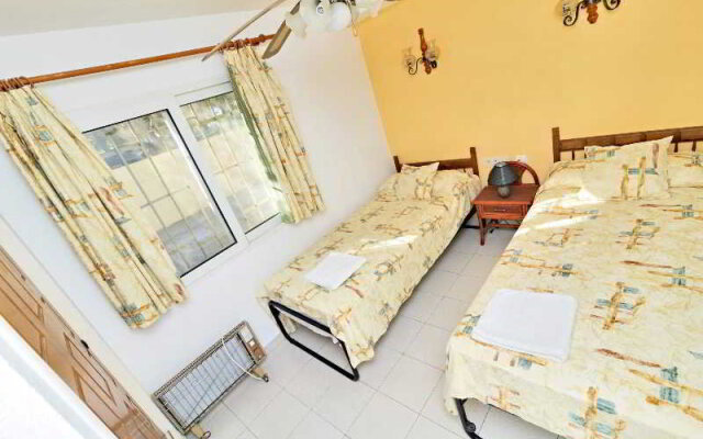 Apartamentos MR La Racona