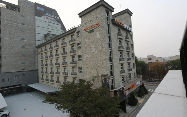 Opera 21 Hotel